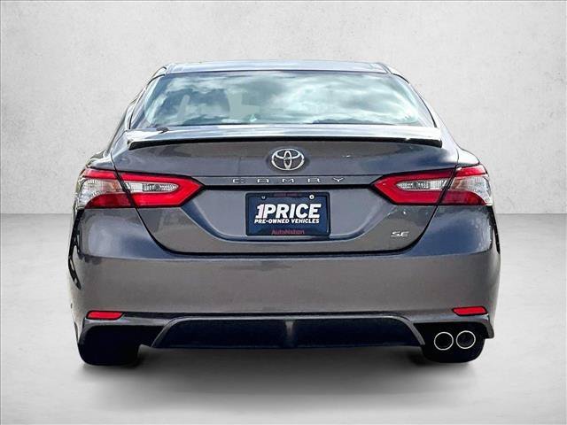 Used 2018 Toyota Camry SE FWD image 4