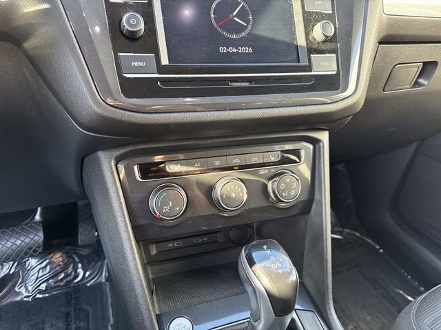 Certified 2022 Volkswagen Tiguan S image 21