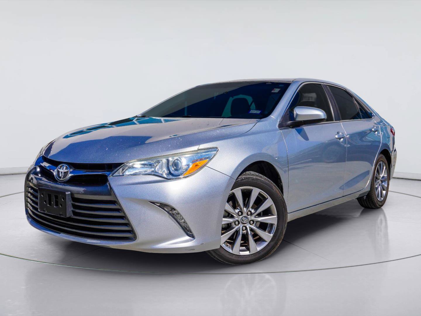 Used 2017 Toyota Camry XLE