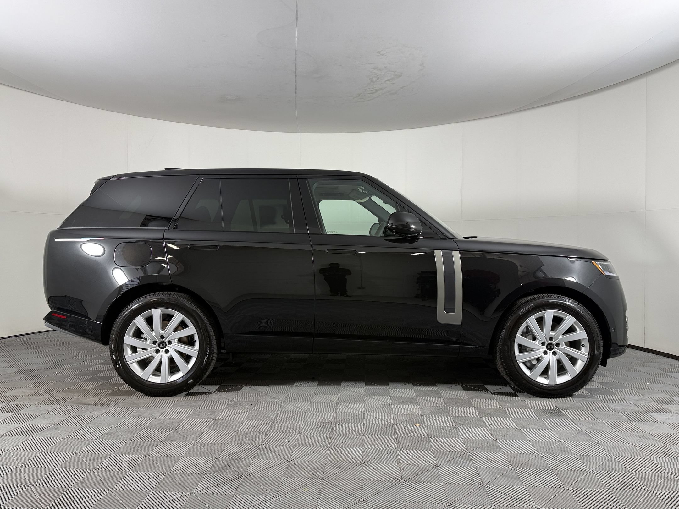 New 2027 Land Rover Range Rover SE AWD/4WD image 8