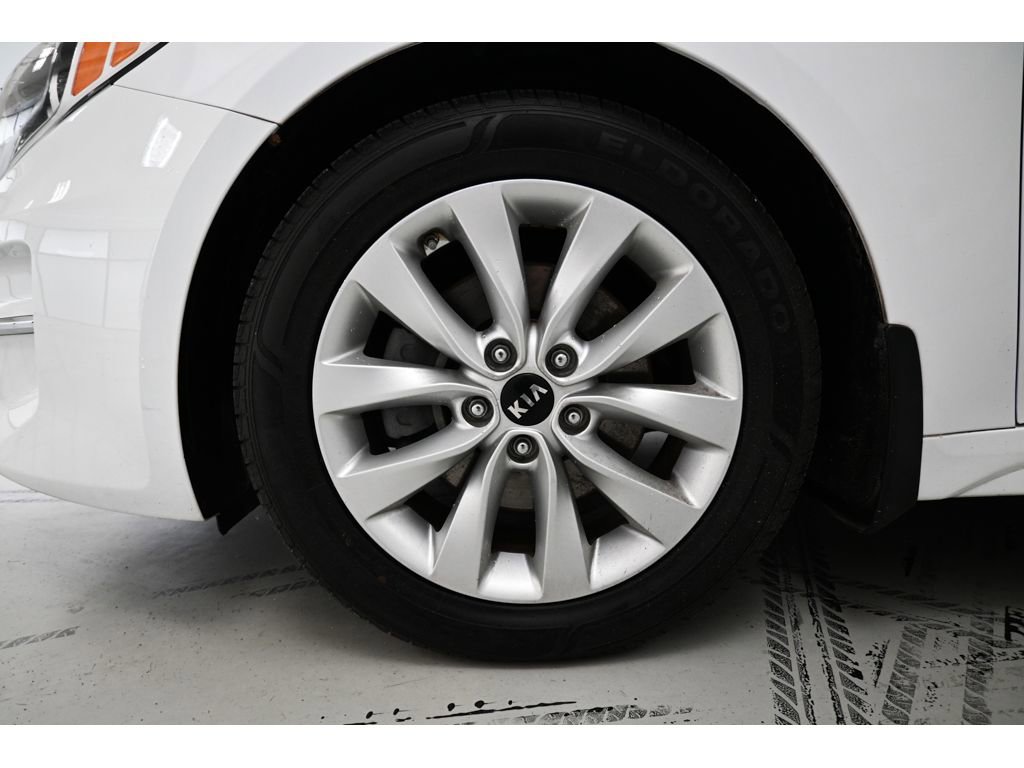 Used 2018 Kia Optima EX w/ Premium Package FWD image 24