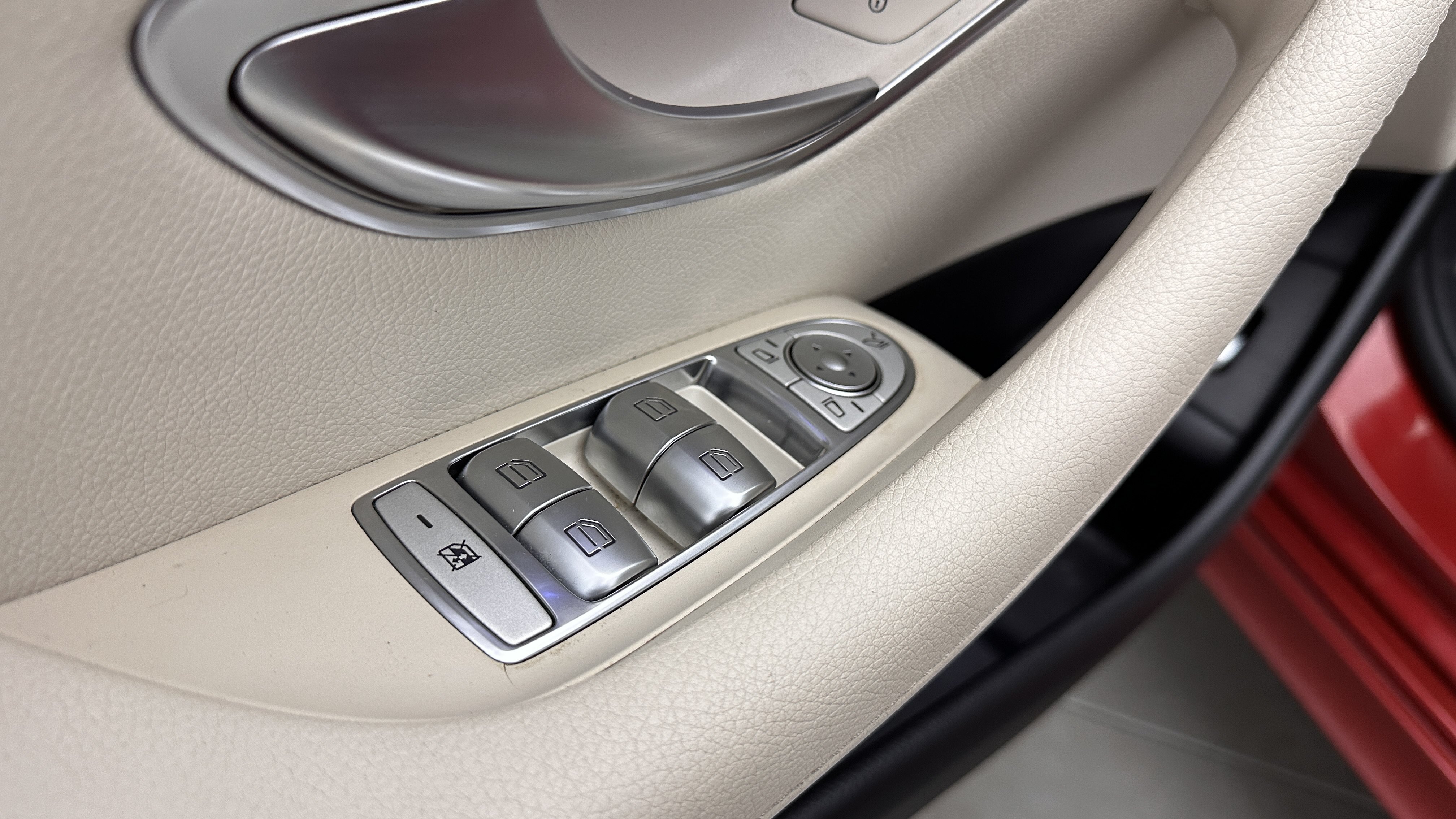 Used 2017 Mercedes-Benz E 300 image 13