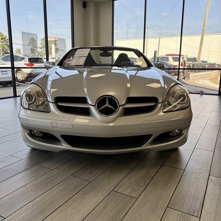 Used 2005 Mercedes-Benz SLK 350 image 2