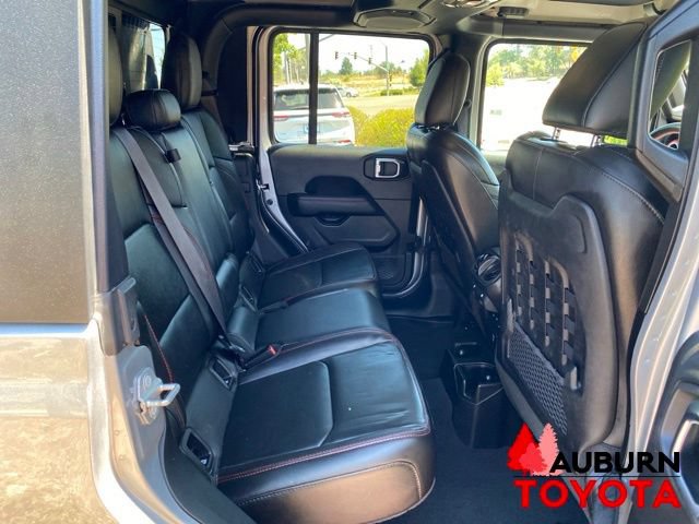Used 2021 Jeep Gladiator Rubicon AWD/4WD image 17