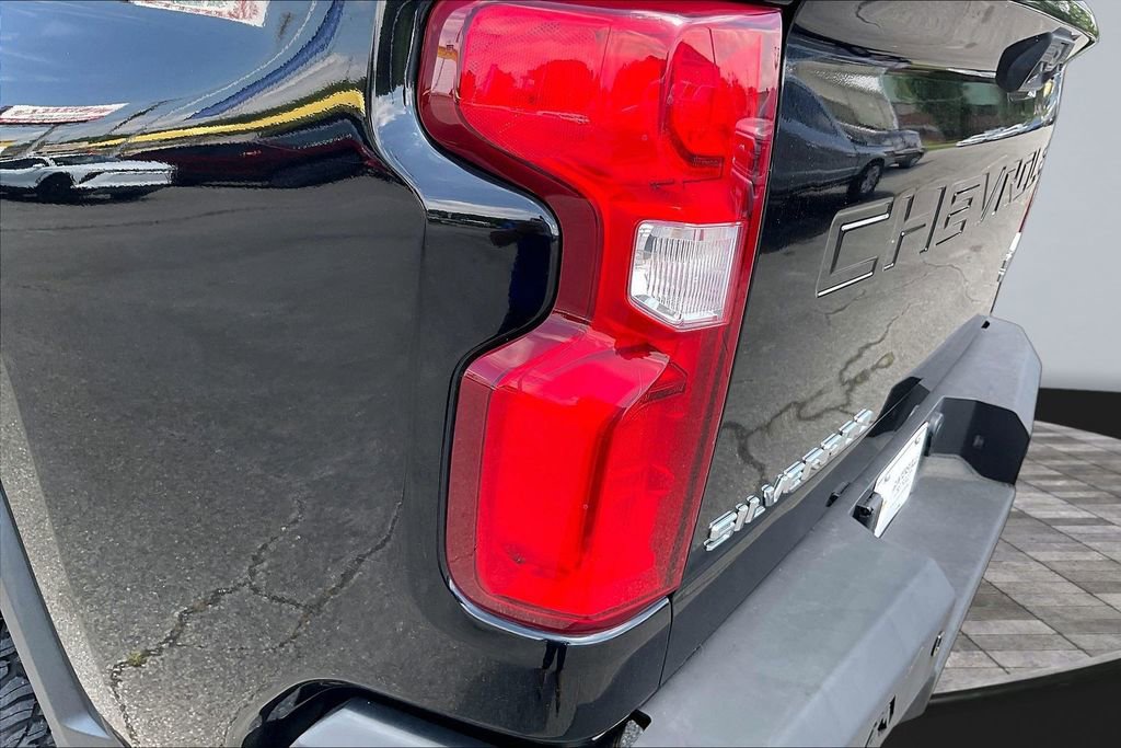 Used 2021 Chevrolet Silverado 2500 High Country w/ Z71 Off-Road Package AWD/4WD image 30