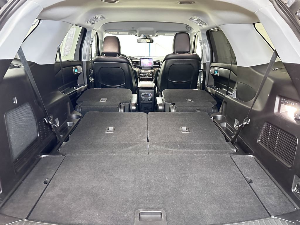 Used 2020 Ford Explorer Limited image 22