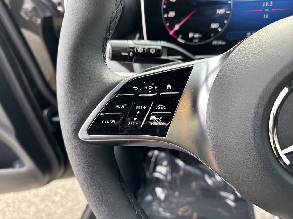 New 2025 Mercedes-Benz GLC 300 4MATIC image 19