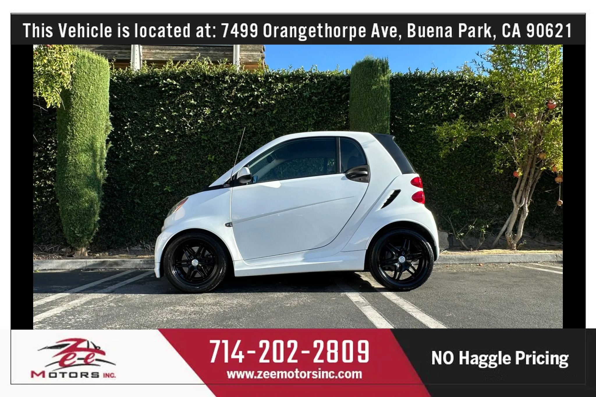 Used 2013 smart fortwo pure RWD image 11