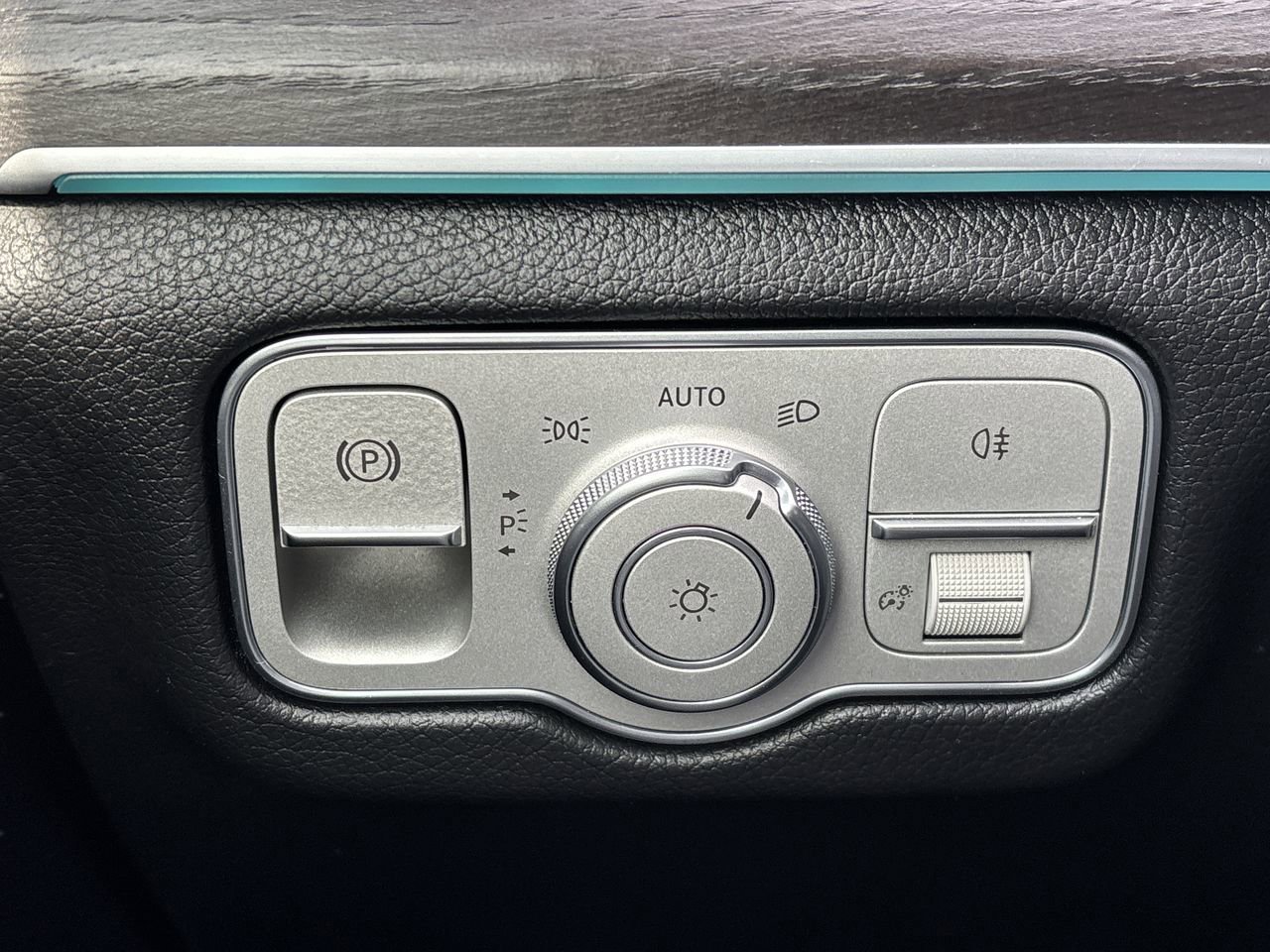 Used 2023 Mercedes-Benz GLE 450 4MATIC image 28