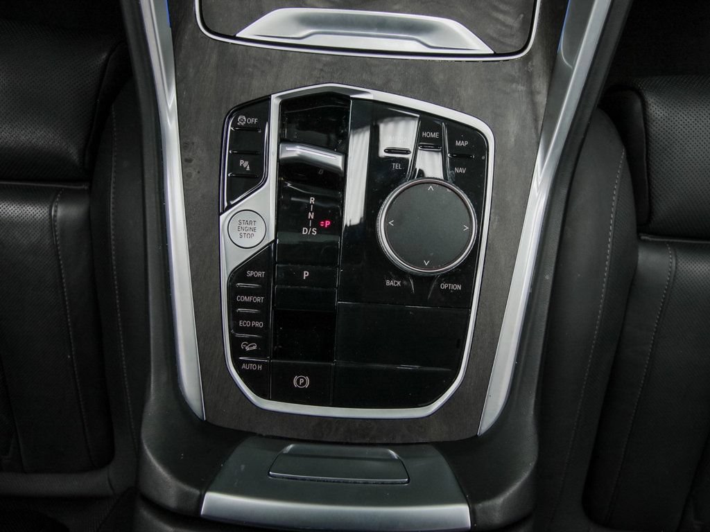 Used 2024 BMW X6 M60i AWD/4WD image 19