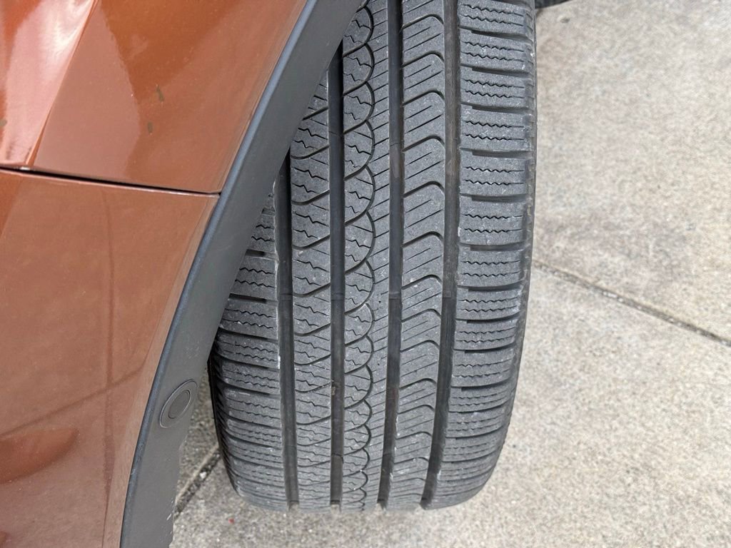 Used 2017 Ford Escape Titanium w/ Equipment Group 301A FWD image 11
