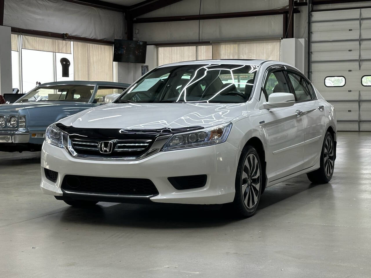 Used 2014 Honda Accord Touring image 5