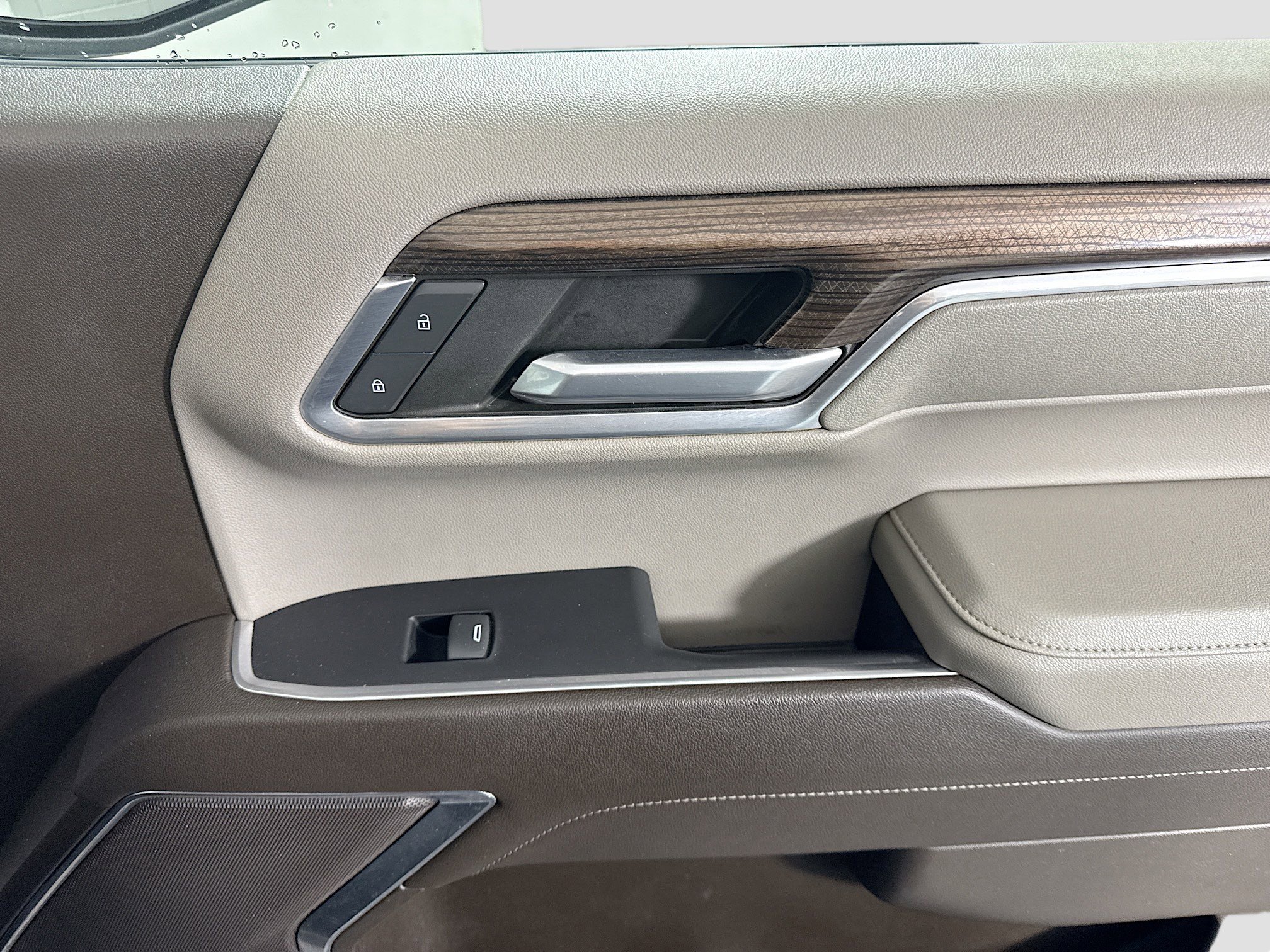 Used 2022 Chevrolet Silverado 1500 LT w/ Convenience Package II image 31