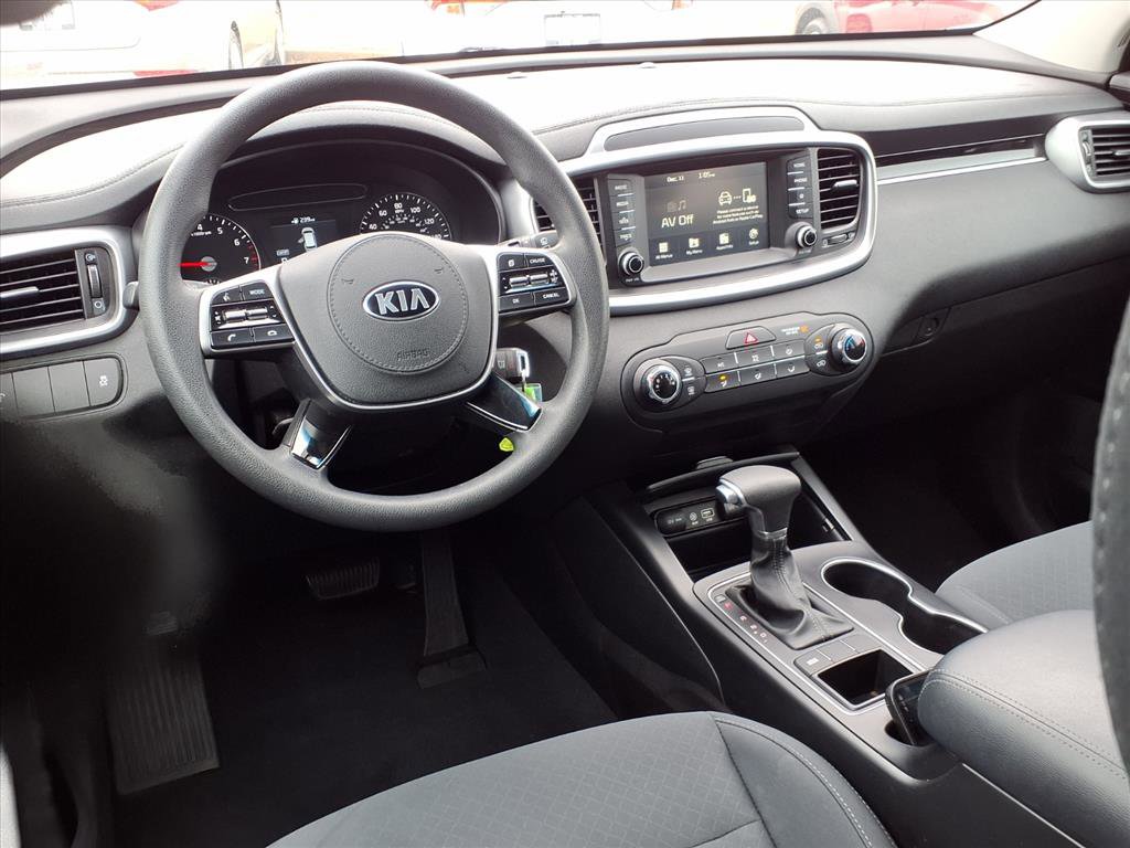 Used 2019 Kia Sorento L image 5