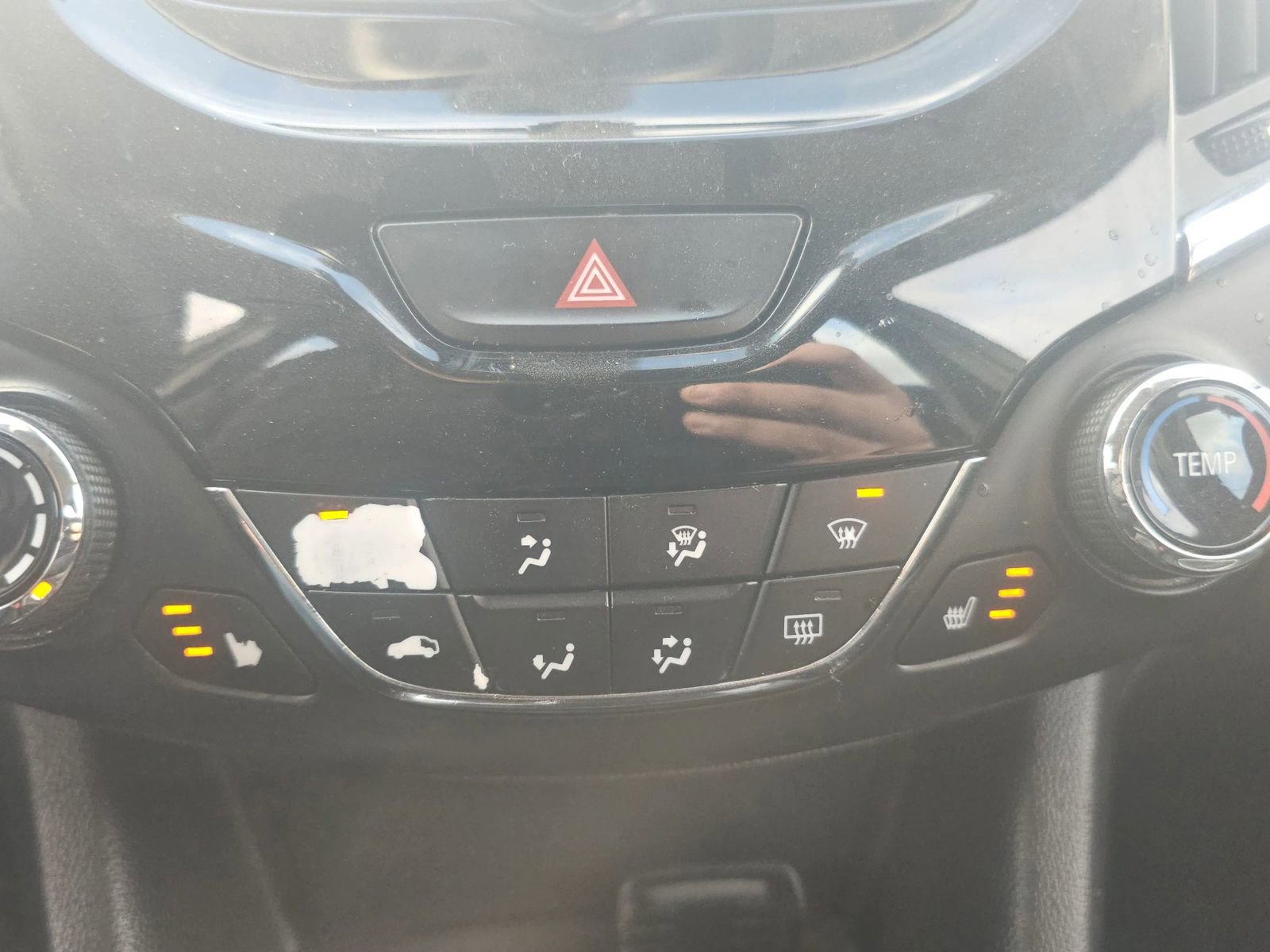 Used 2017 Chevrolet Cruze Premier image 15