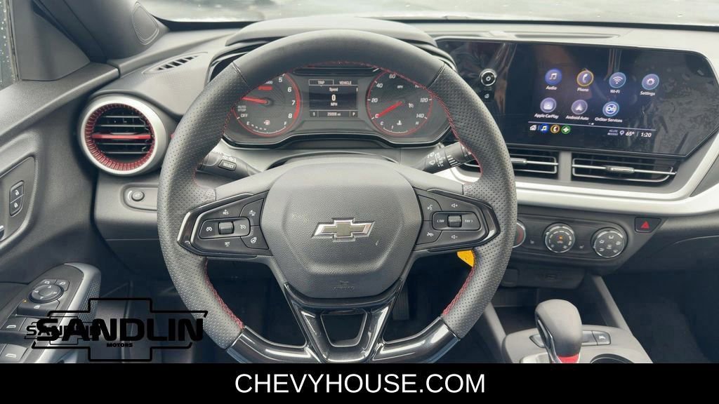 Used 2024 Chevrolet Trax RS w/ Sunroof Package FWD image 22