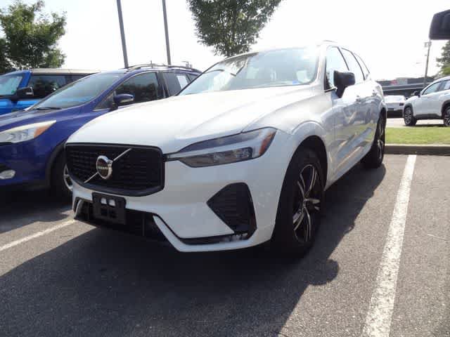 Used 2022 Volvo XC60 B5 R-Design AWD/4WD image 1