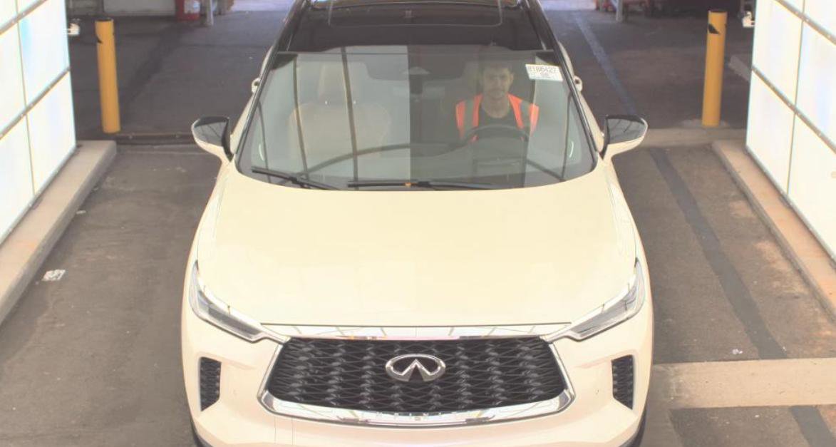 Certified 2023 INFINITI QX60 Autograph image 2