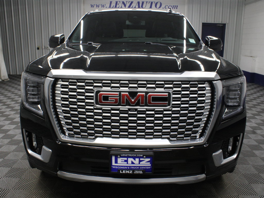 Used 2023 GMC Yukon XL Denali AWD/4WD image 56
