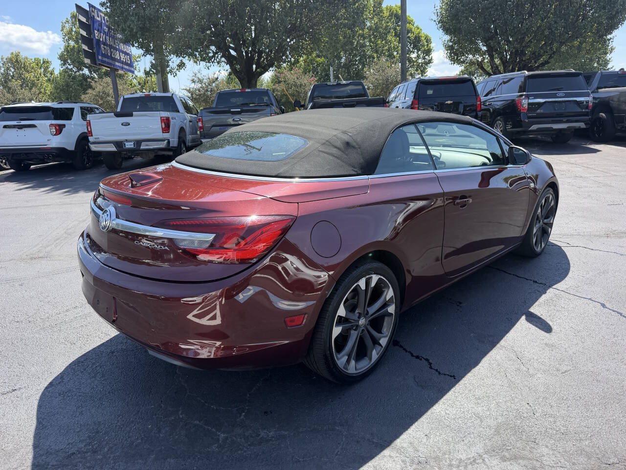 Used 2019 Buick Cascada Premium FWD image 4