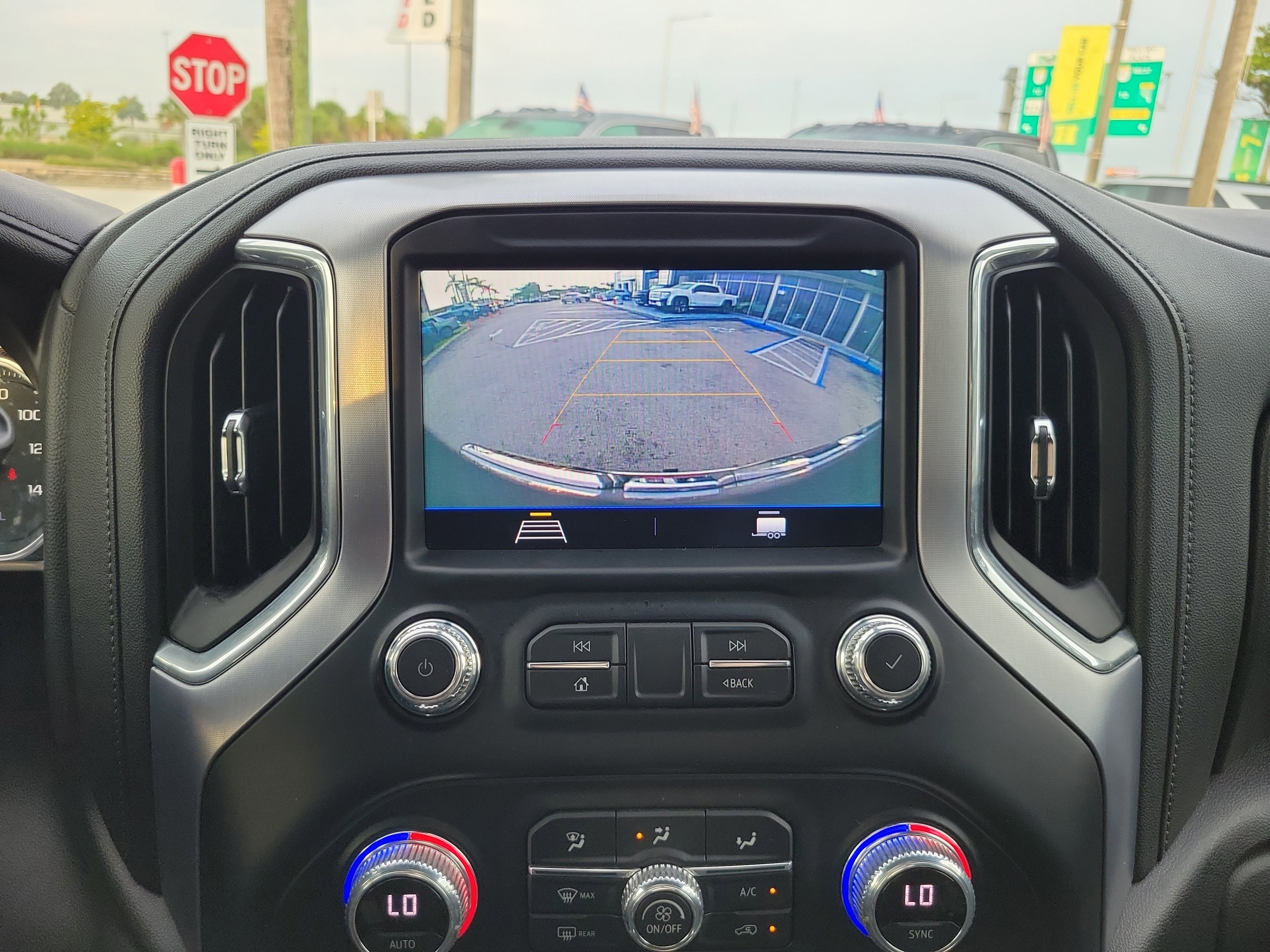 Used 2021 GMC Sierra 1500 Elevation image 10