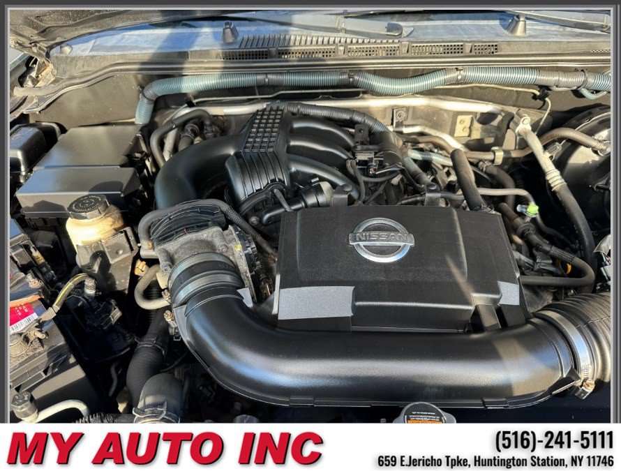Used 2012 Nissan Xterra PRO-4X w/ Pro-4x Leather Pkg AWD/4WD image 24