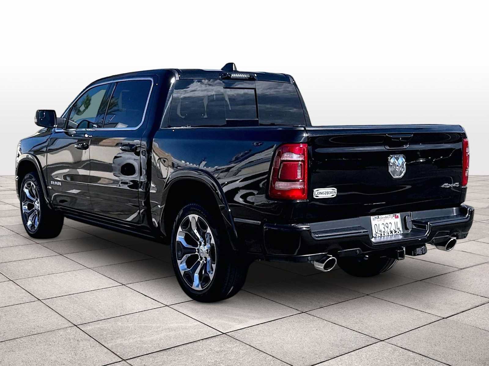 Used 2024 RAM 1500 Limited AWD/4WD image 11