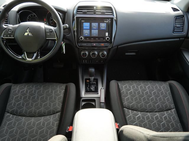 Used 2024 Mitsubishi Outlander Sport LE AWD/4WD image 12