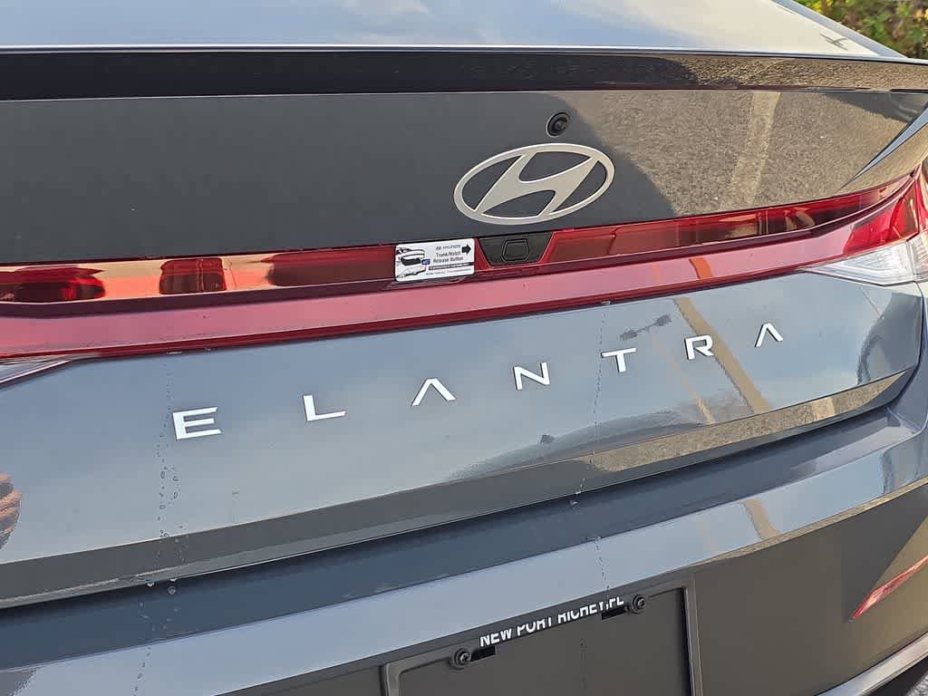 New 2026 Hyundai Elantra Sport image 13