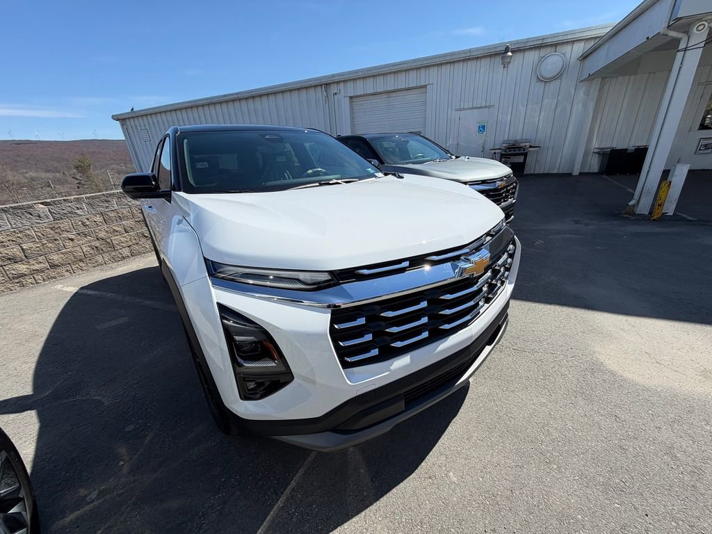 New 2026 Chevrolet Equinox LT image 7