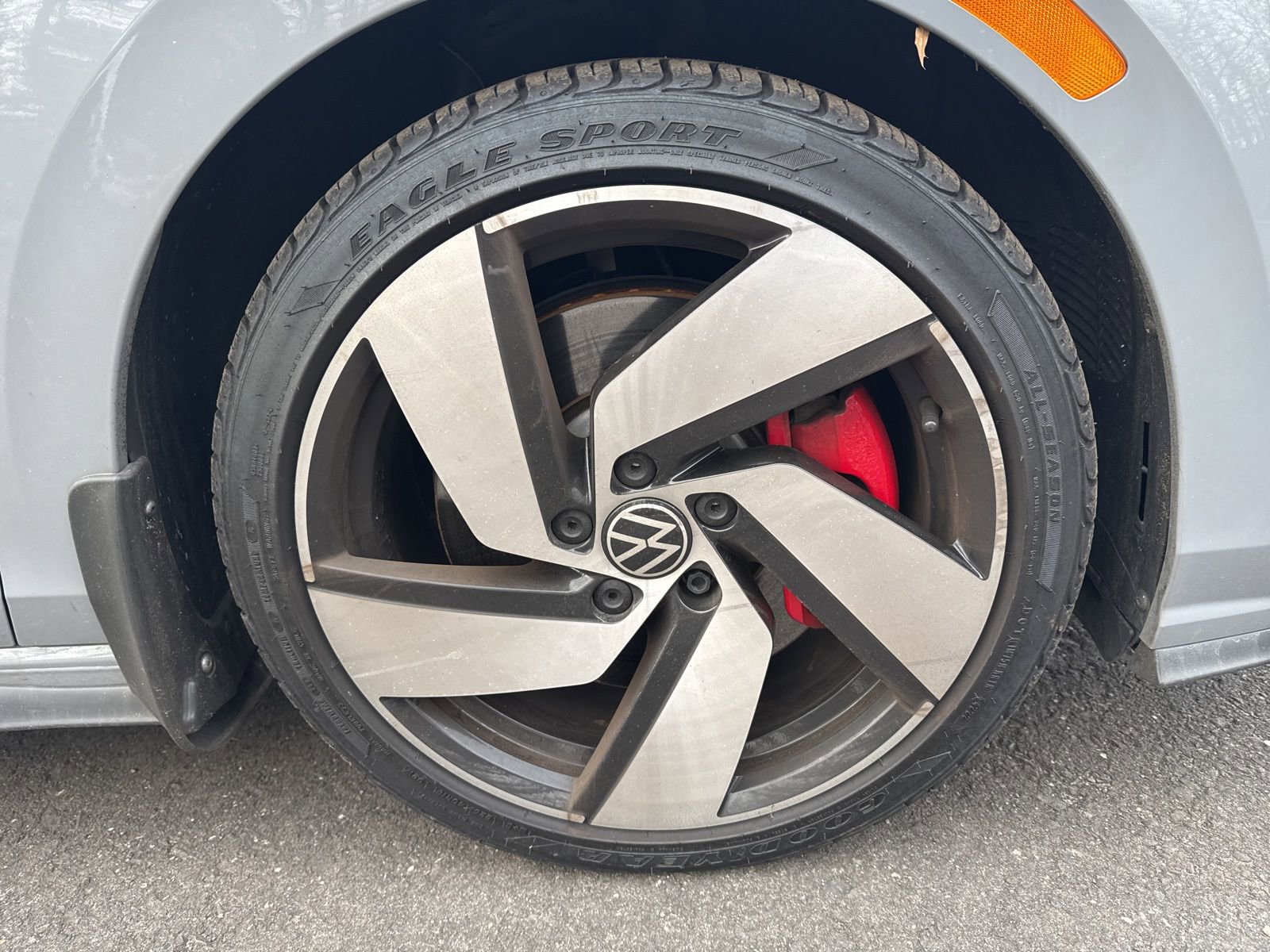 Used 2022 Volkswagen GTI SE image 8