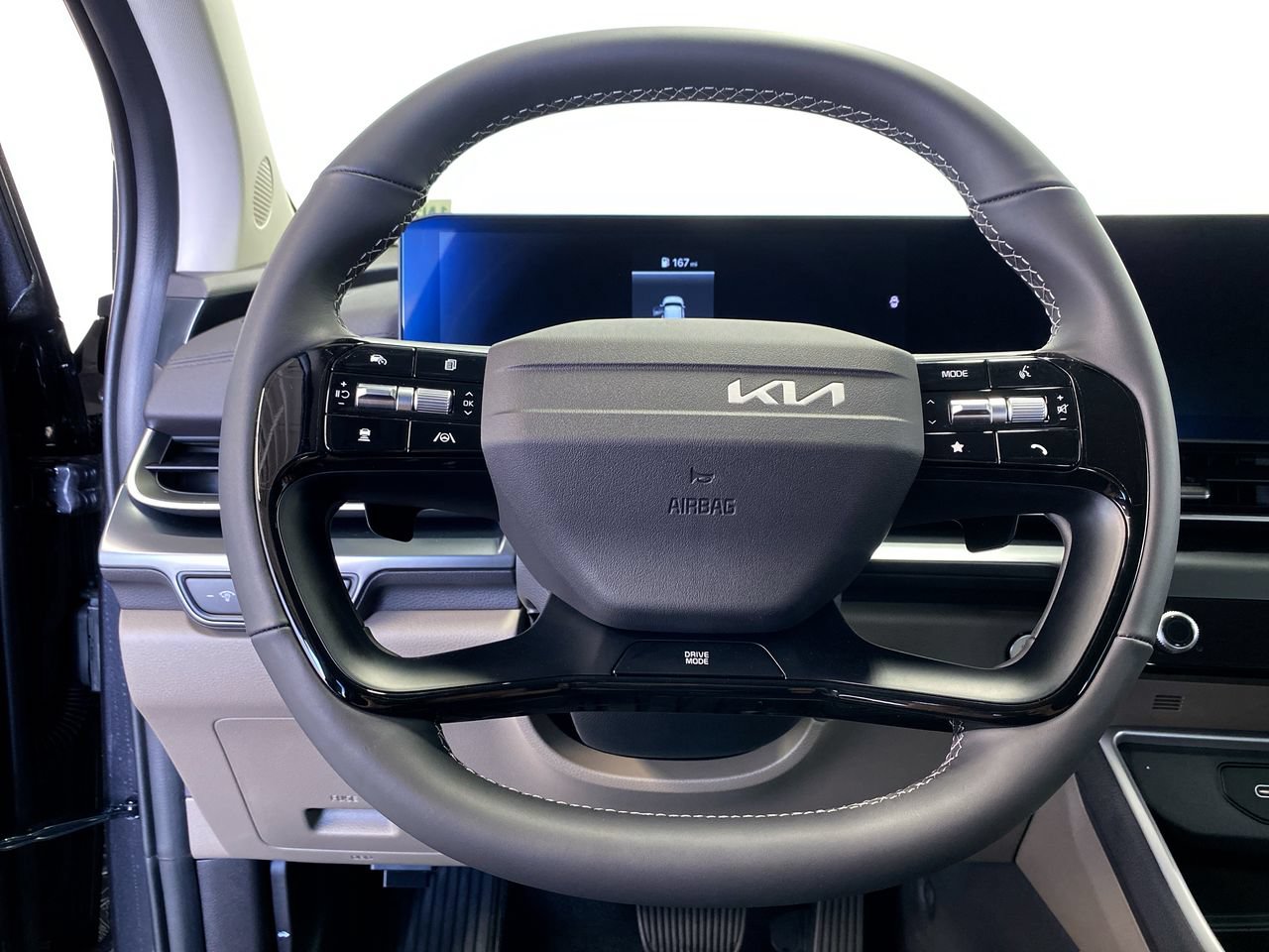 New 2027 Kia Carnival LXS FWD image 21