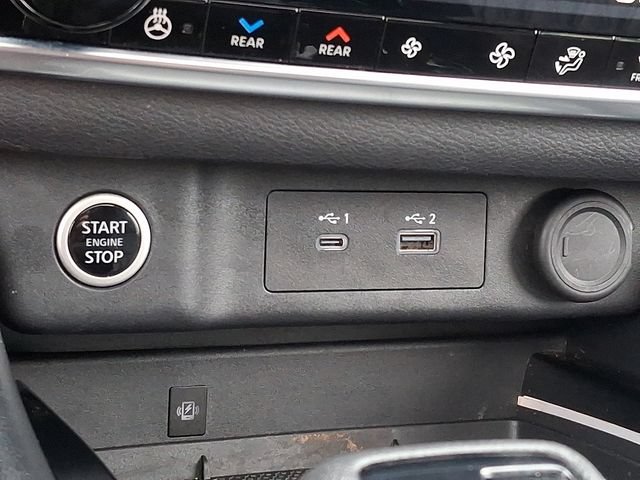 Certified 2023 Nissan Rogue Platinum w/ Platinum Premium Package AWD/4WD image 26