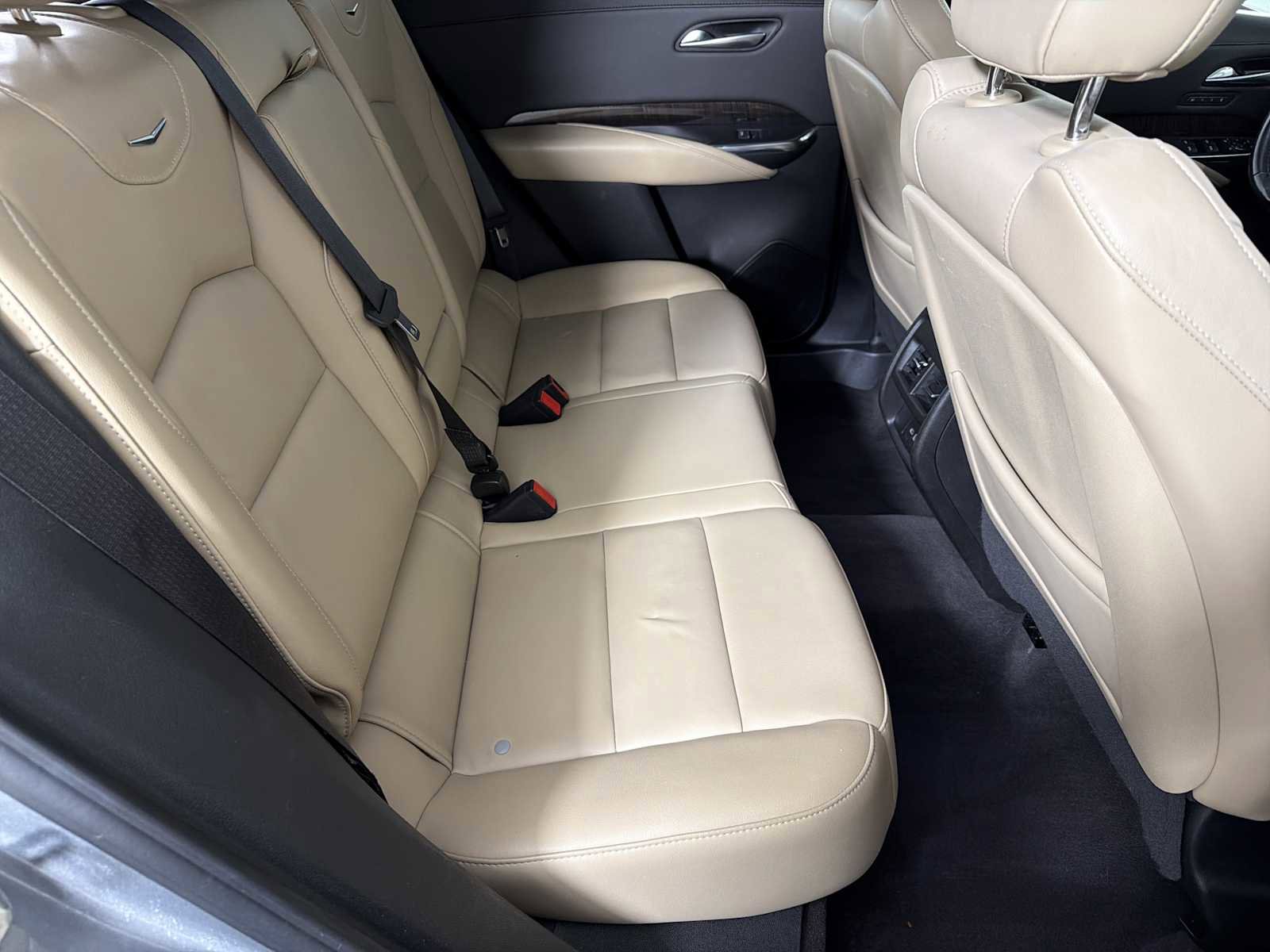 Used 2024 Cadillac XT4 Premium Luxury image 13