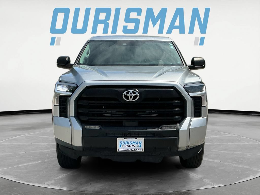 Used 2022 Toyota Tundra SR5 AWD/4WD image 2
