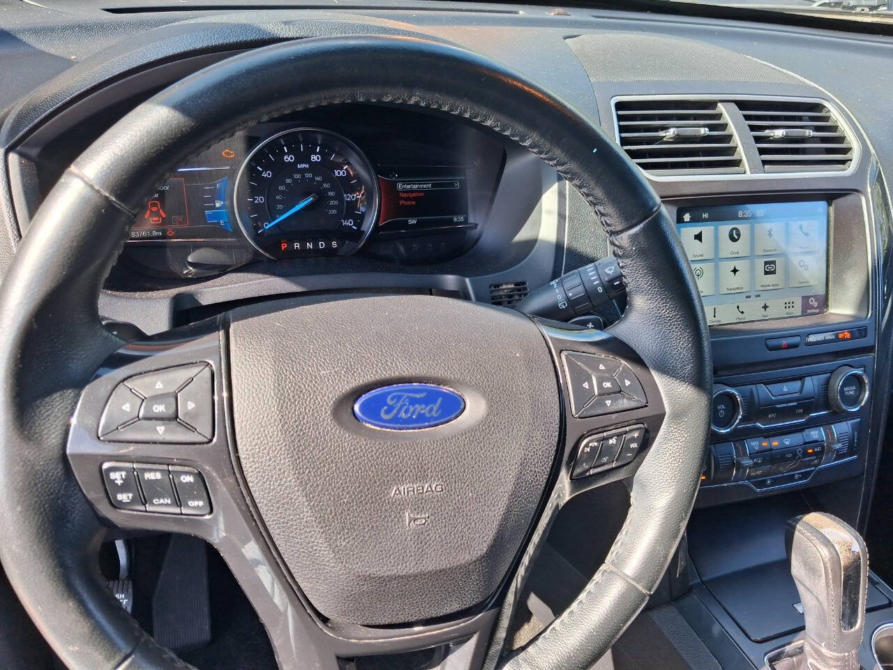 Used 2017 Ford Explorer XLT w/ Equipment Group 201A FWD image 13