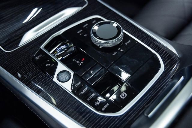 New 2026 BMW X5 M60i image 21