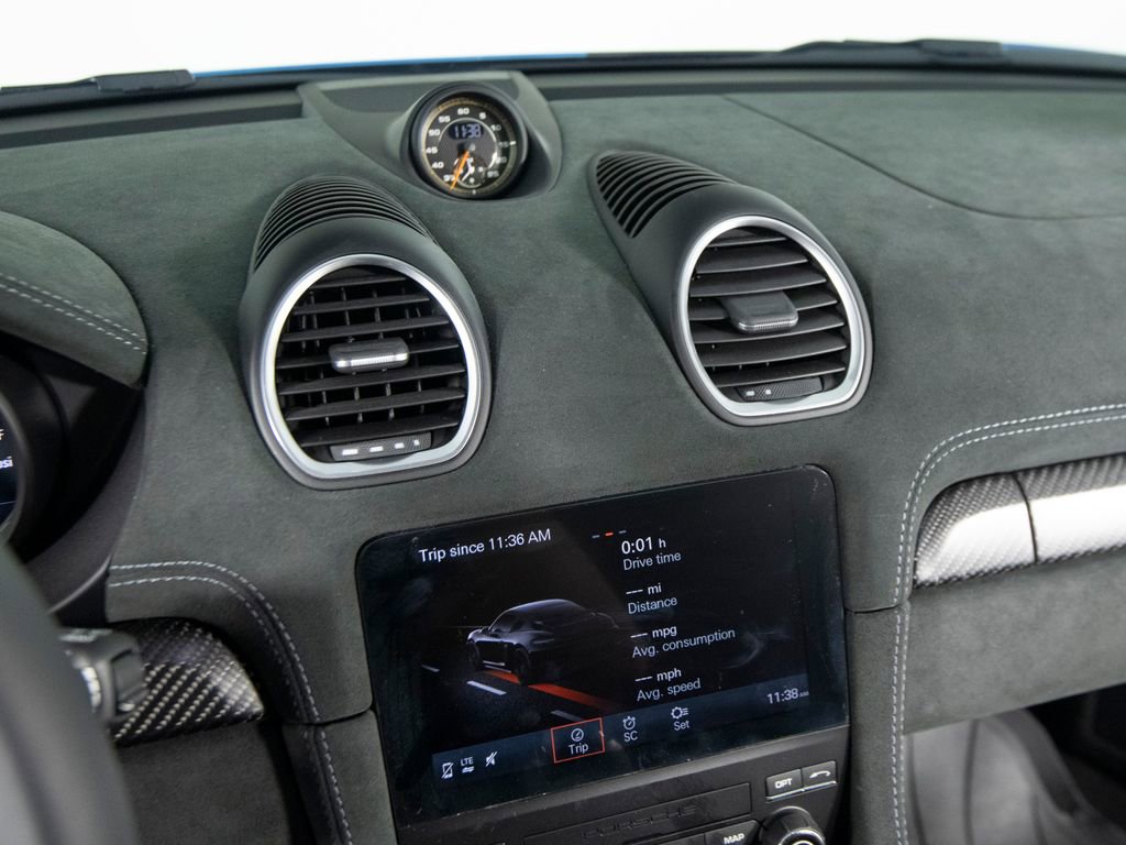 Certified 2025 Porsche 718 Cayman GT4 RS image 26