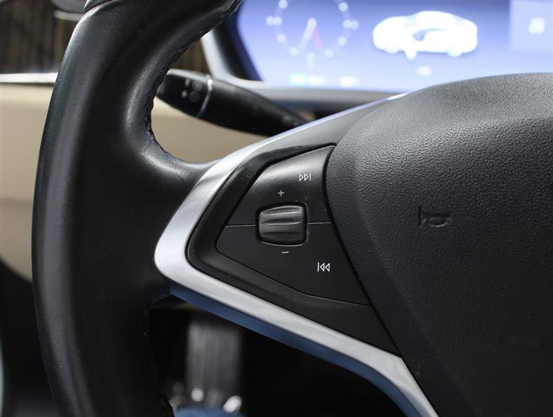 Used 2013 Tesla Model S image 11