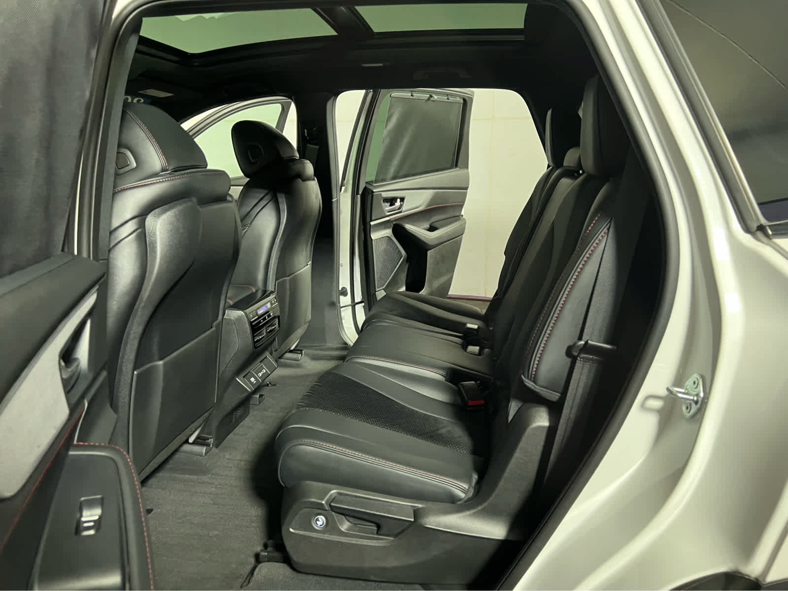 Certified 2024 Acura MDX A-Spec AWD/4WD image 25