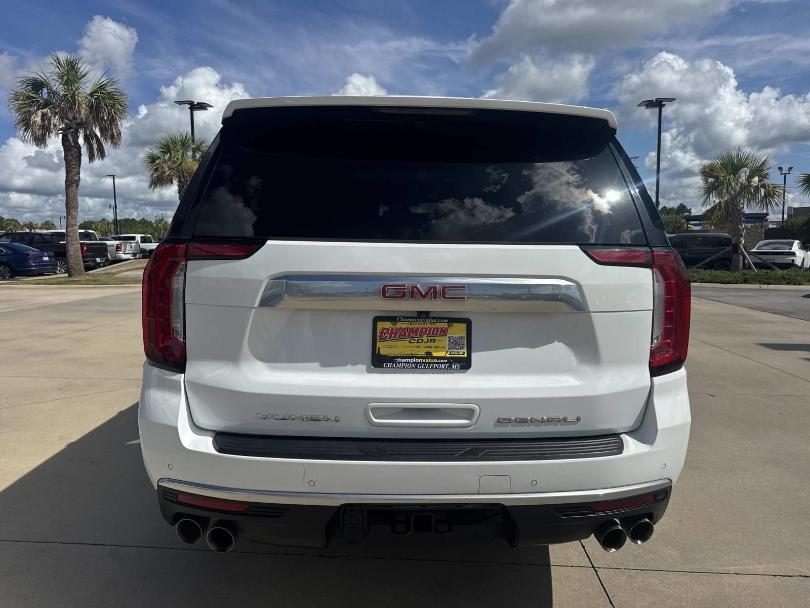 Used 2023 GMC Yukon Denali w/ Max Trailering Package AWD/4WD image 6