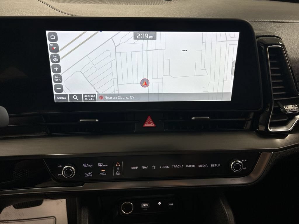 Certified 2024 Kia Sportage EX AWD/4WD image 16