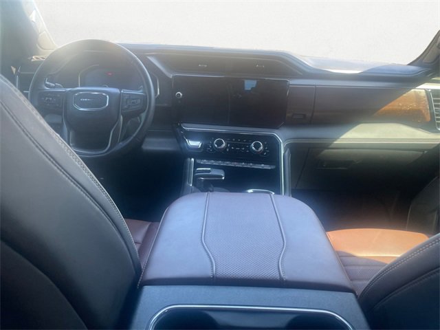 Used 2024 GMC Sierra 1500 Denali Ultimate image 10