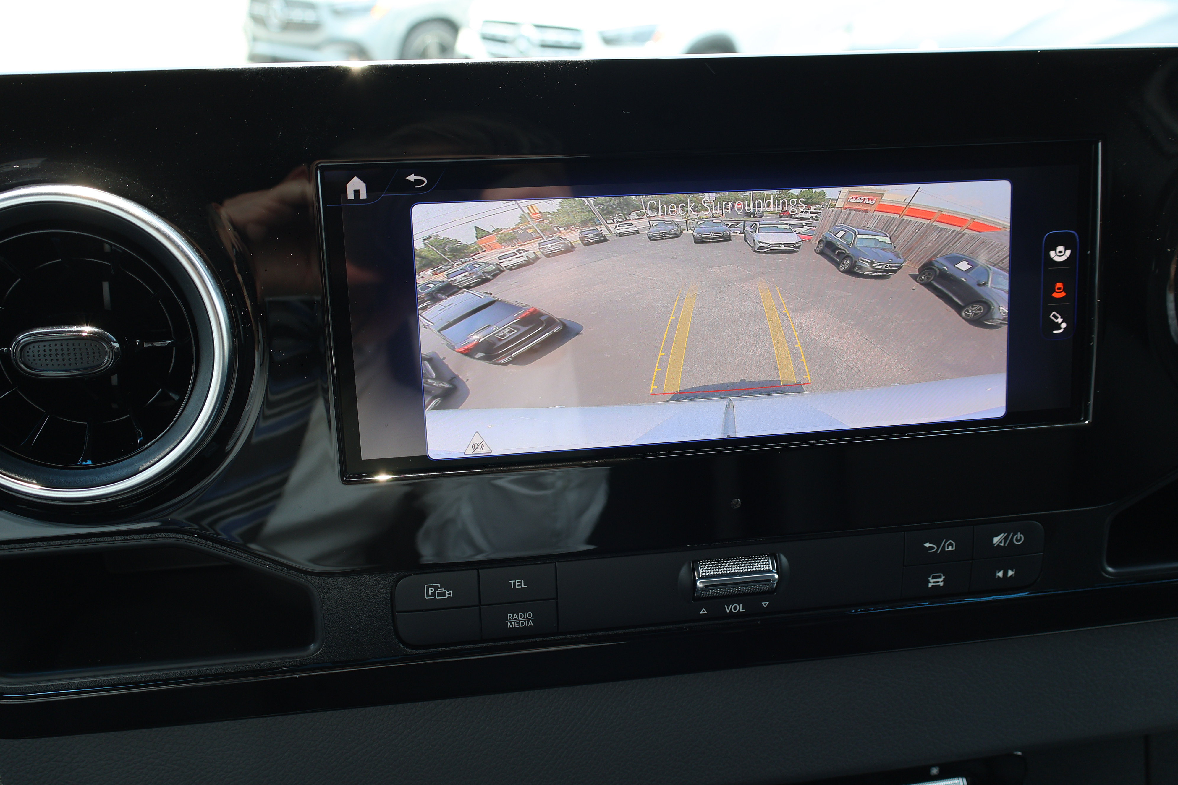 Used 2024 Mercedes-Benz eSprinter 170 Cargo image 27