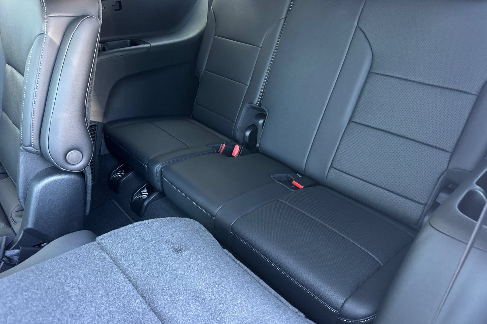 New 2026 Chevrolet Traverse LT w/ Enhanced Driving Package FWD image 15