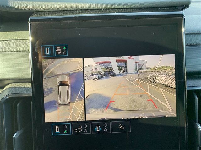 Used 2024 GMC Acadia AT4 w/ Luxury Package image 22