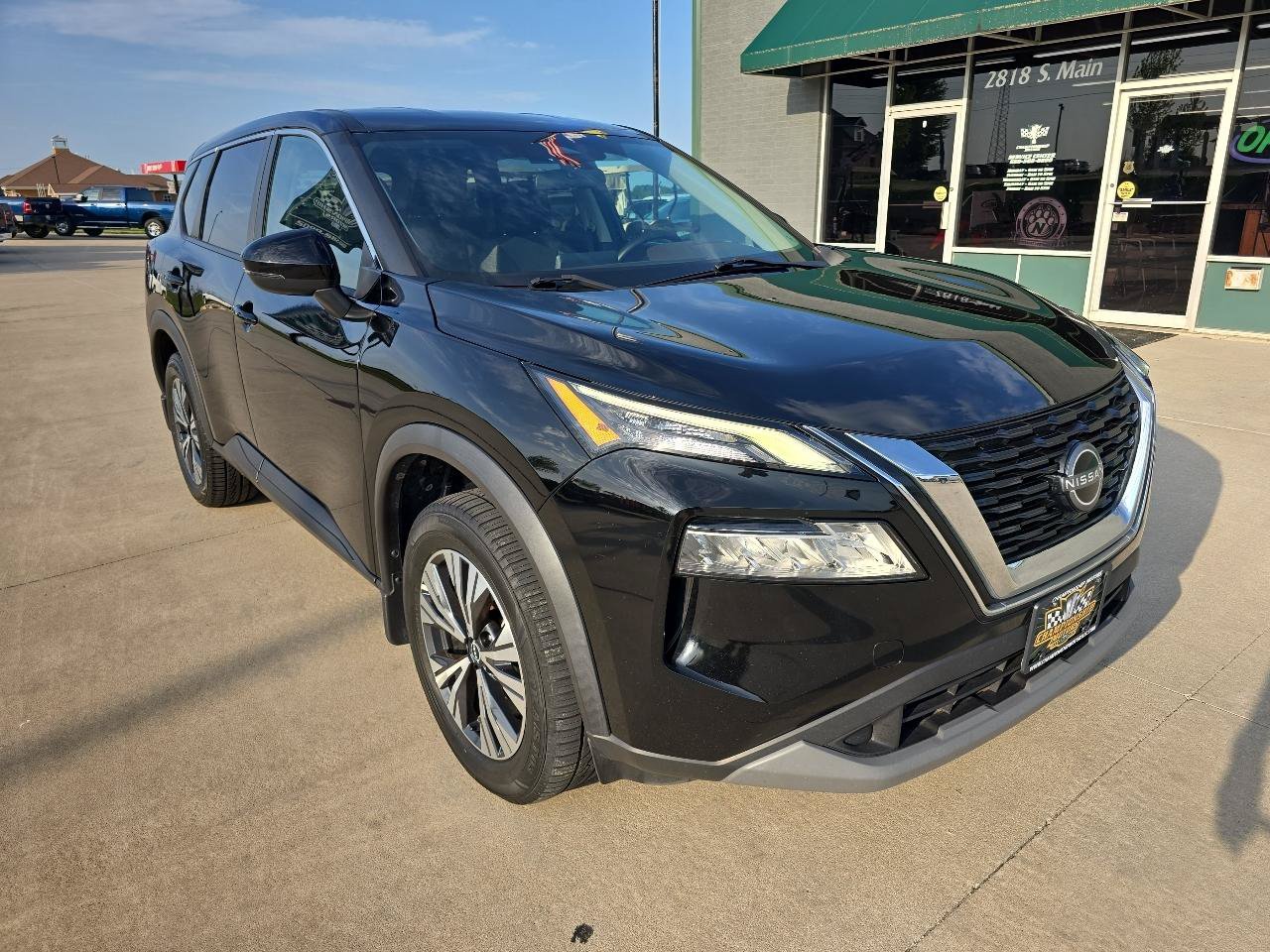 Used 2022 Nissan Rogue SV AWD/4WD image 11