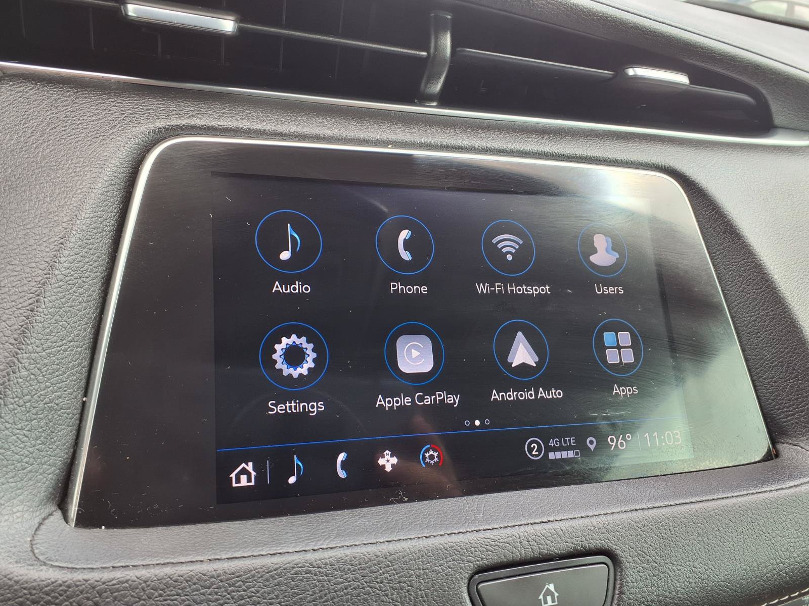 Used 2022 Cadillac XT4 Premium Luxury FWD image 7