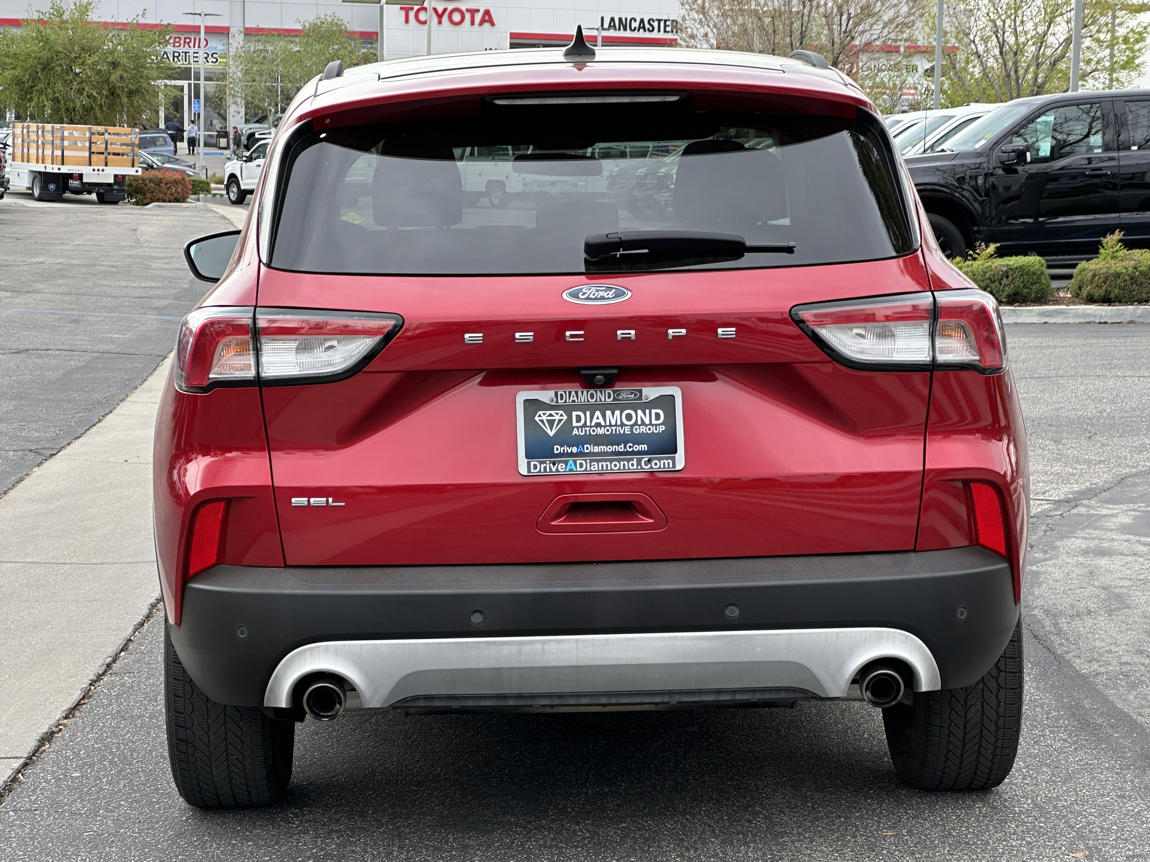 Used 2021 Ford Escape SEL w/ Technology Package image 6