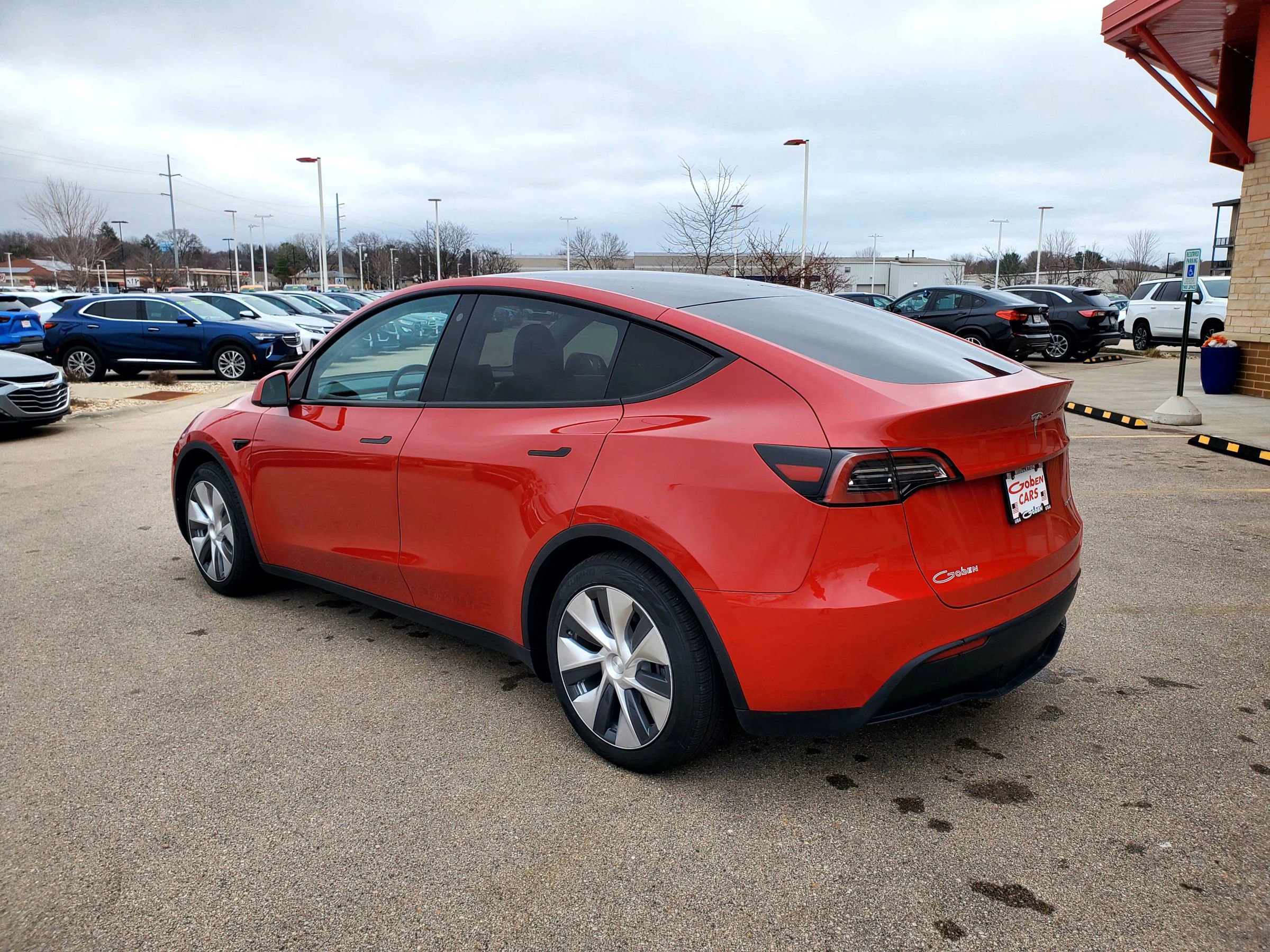 Used 2021 Tesla Model Y Long Range image 7